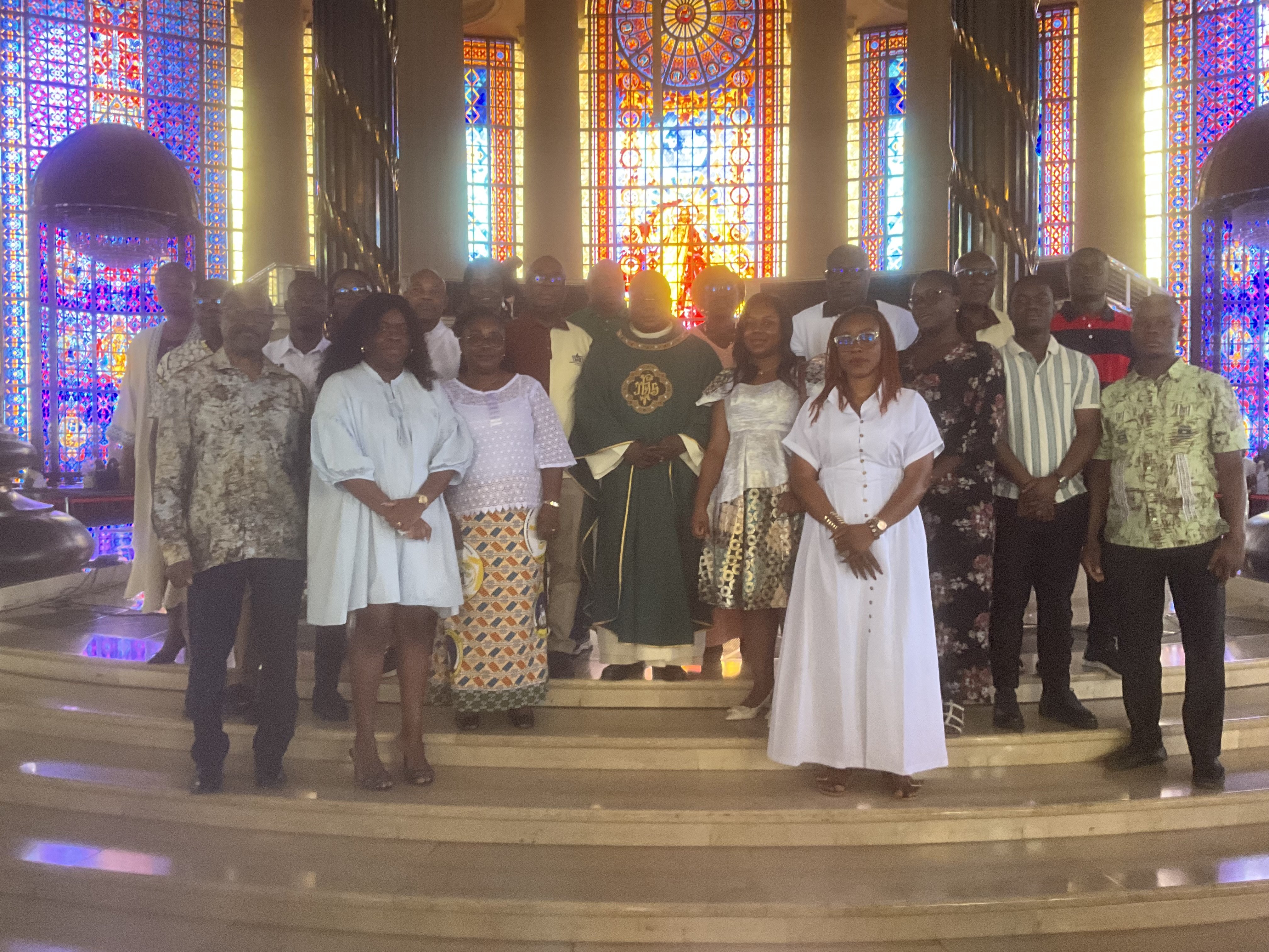 Le personnel du Tribunal de Première Instance de Yopougon en pèlerinage à la Basilique Notre Dame de la Paix de Yamoussoukro
